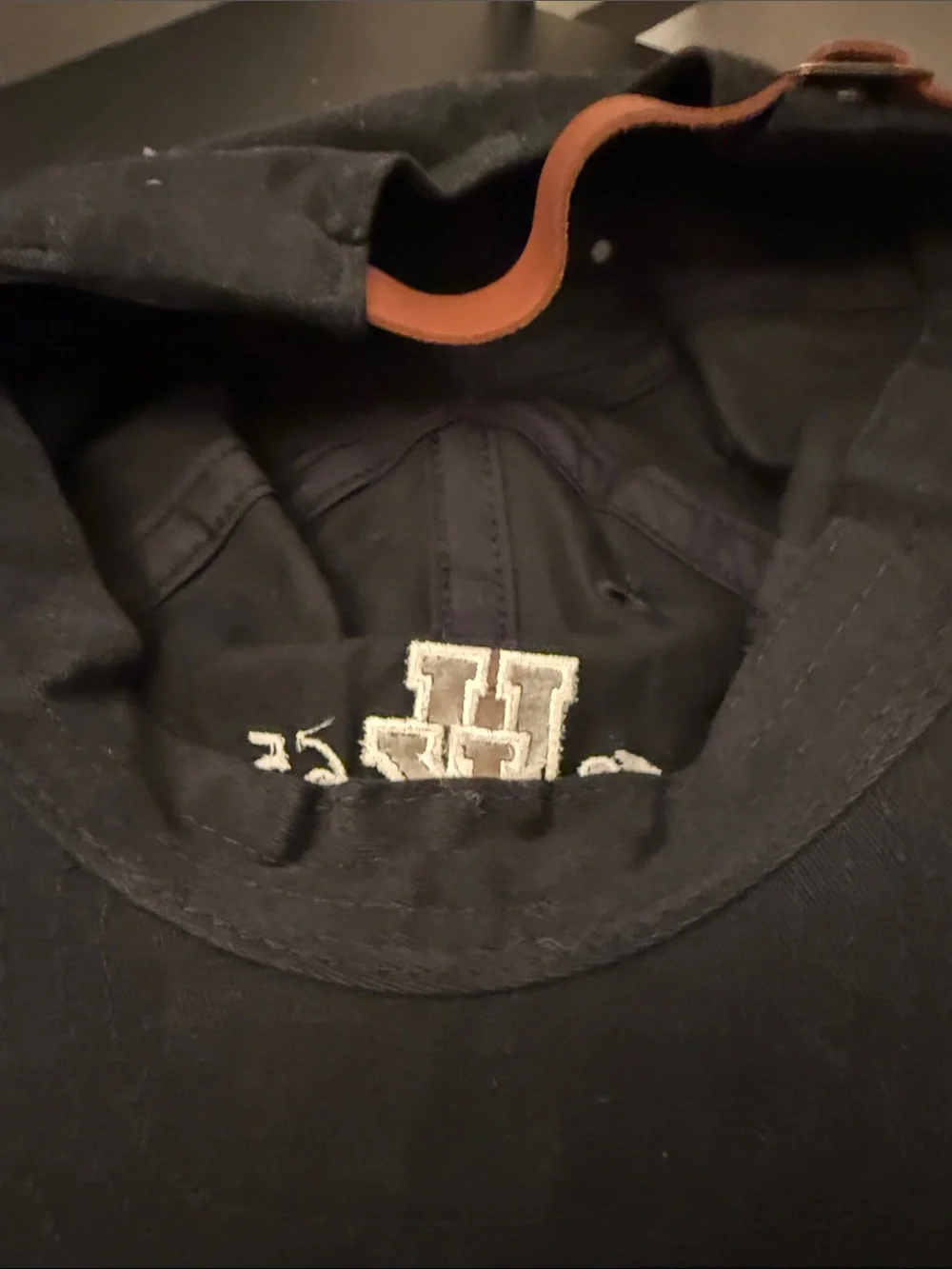 Black UK Cap with Embroidered '1865' Detail